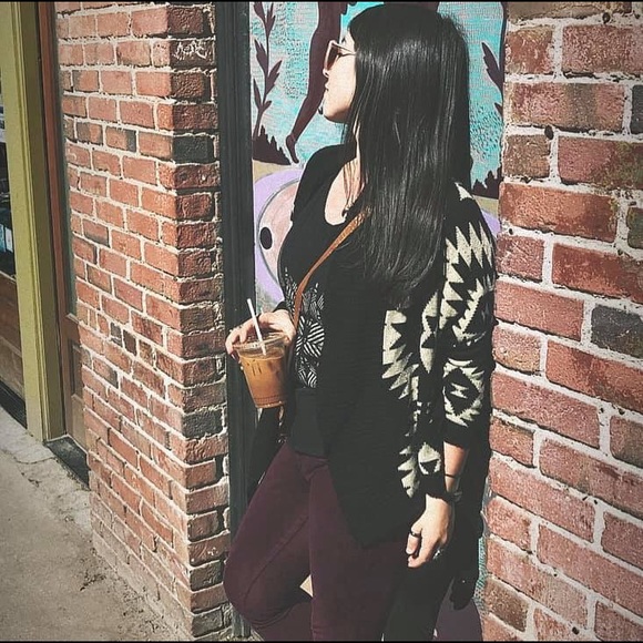 Meet your Posher, Tatiana - Picture 1 of 4